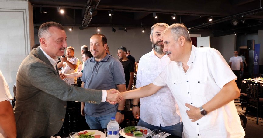 Büyükakın, Başiskele esnafıyla buluştu