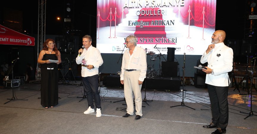 Erdoğan Arıkan Yılın Spor spikeri seçildi