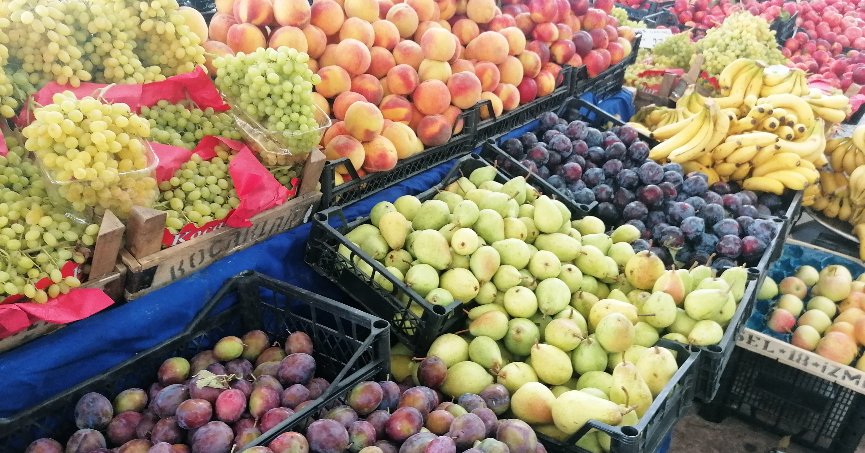 Semt pazarında ürün çeşitliliği