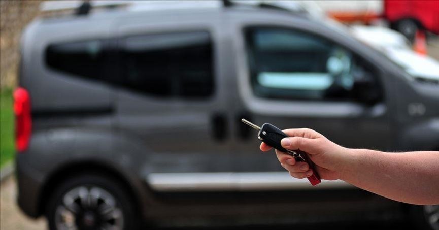 Taşınmaz ve ikinci el taşıt ticaretinde değişiklik