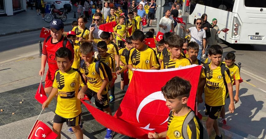 Bekirderspor'dan anlamlı yürüyüş