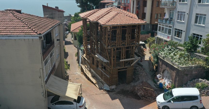 Tarihi Kortel Konağı gün yüzüne çıkıyor