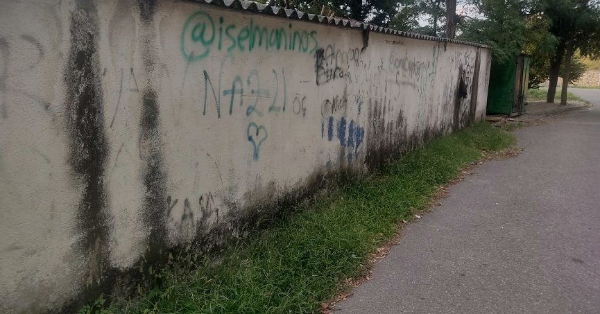 Kirletilen duvara boyama gerekli