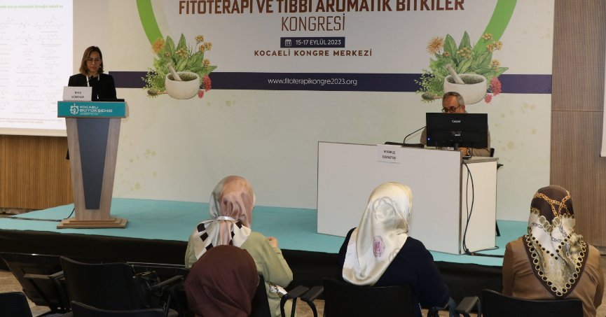 Sağlıklı ve uzun yaşamın sırları kongrede anlatıldı