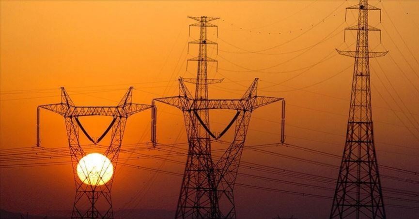 Türkiye’nin elektrik kurulu gücü 105 bin megavatı aştı