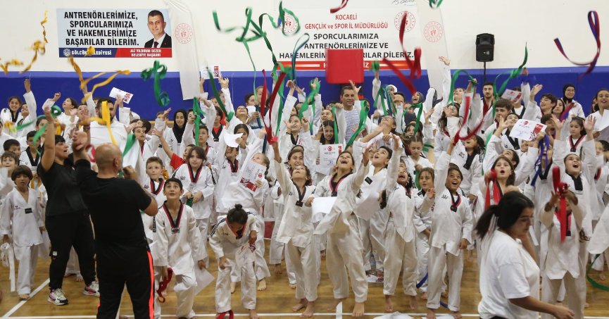 Gölcüklü tekvandocular kuşak atladı