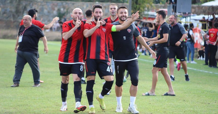 Bursaspor- Gölcükspor maçı 10 Ekim'de