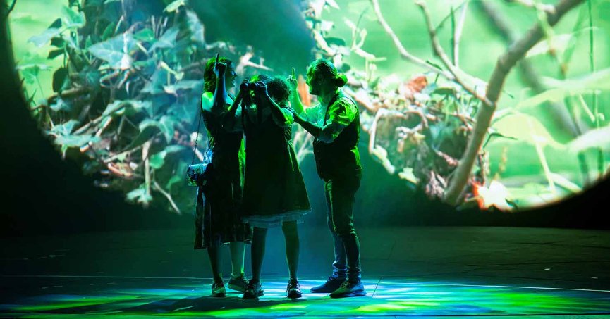 Şehrin tiyatrosu perdelerini açıyor