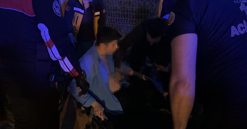 ‘Yan baktın’ kavgasında kan aktı