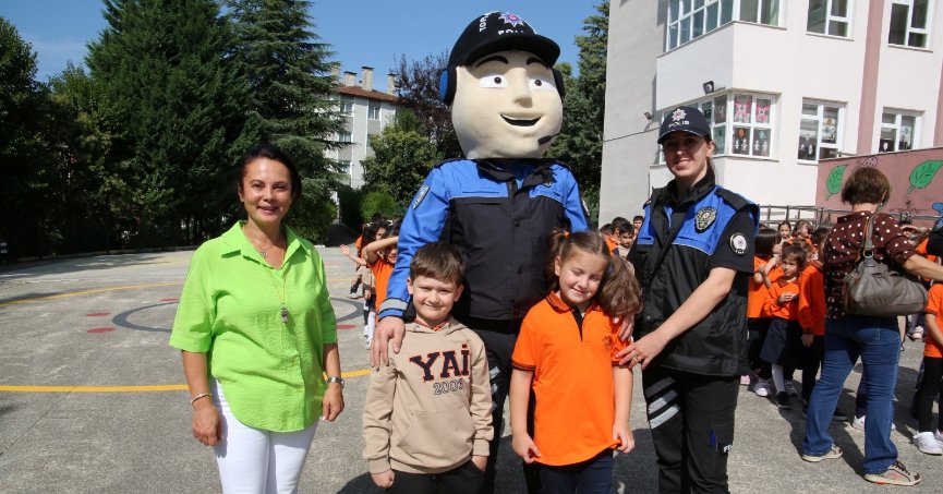 Öğrencilere polislik mesleği tanıtıldı