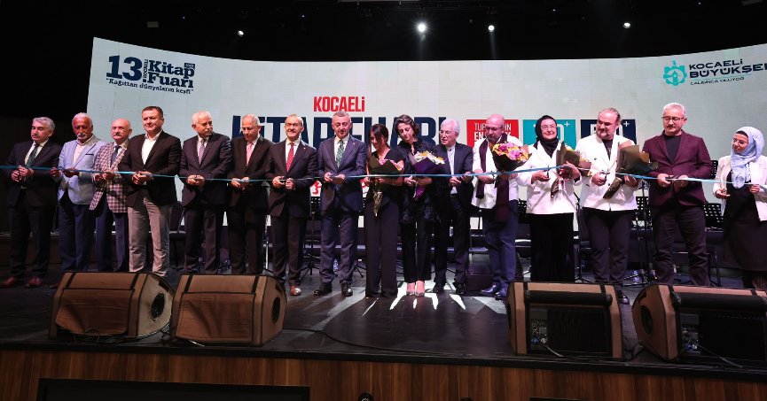 Kitap fuarına görkemli açılış