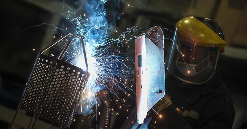 Makine ve teçhizat imalatı sektörü AR-GE’de ilk sırada