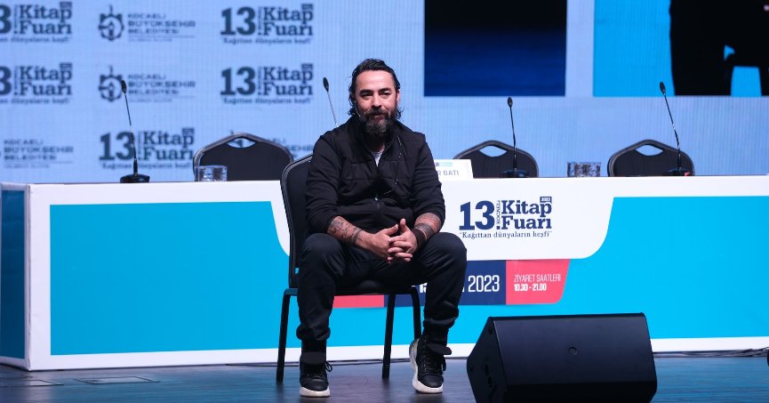 ‘Gelecekte hibrit insan olacağız’