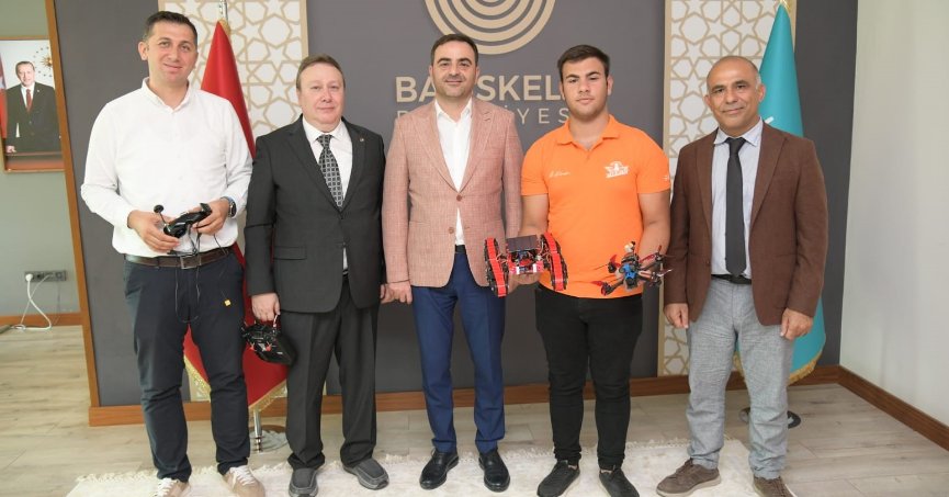 Lise öğrencilerinden hayat kurtaracak robot