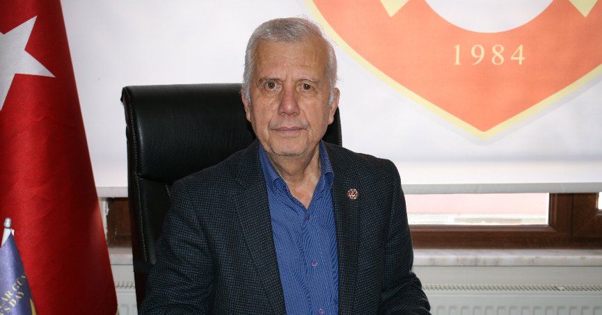 ‘Öğrencilere burs desteğimiz sürüyor’