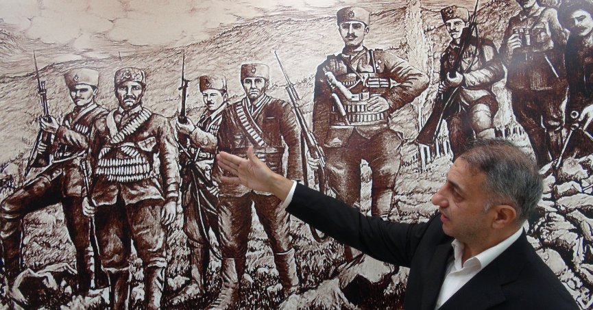 Servetiye Cephesi’nin replikası toplantı salonunda