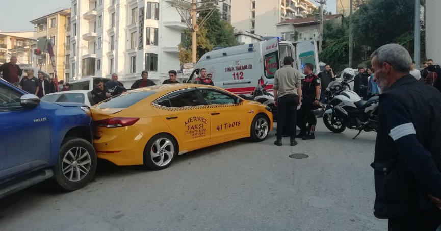 Taksici başından vurularak öldürüldü