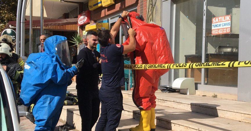 Patlamanın olduğu sokakta gaz kokusu paniği