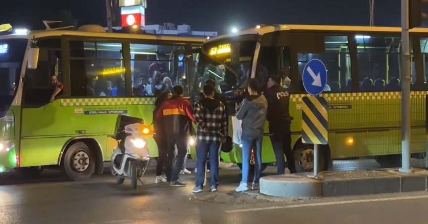 Kendisini sıkıştırdığını iddia ederek şoföre saldırdı