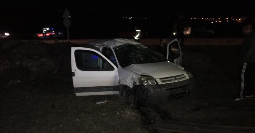 Kontrolden çıkan araç şarampole uçtu