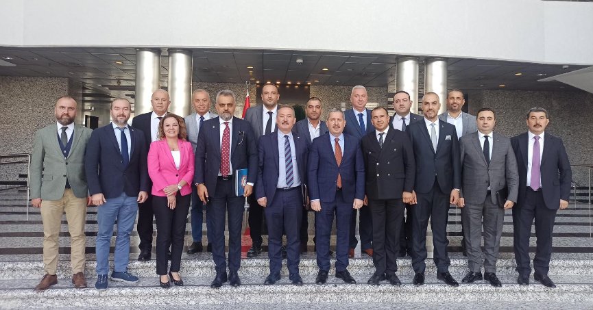 Akkurt, Emlak Sektörü İstişare Toplantısı’na katıldı