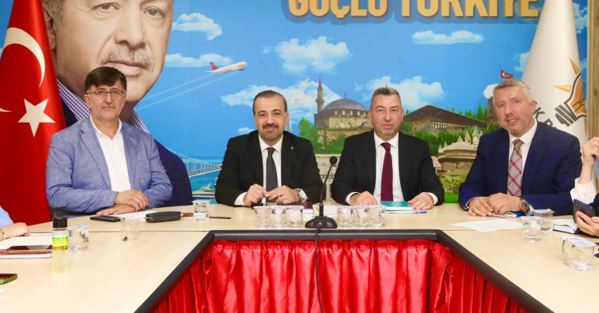 AK Parti icraya iki yeni isim