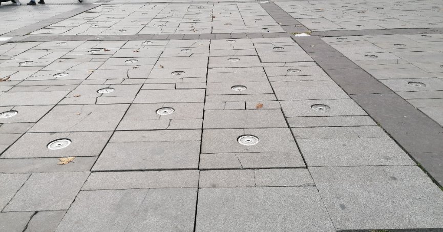 İşlevsiz süs havuzunun kapatılması isteniyor