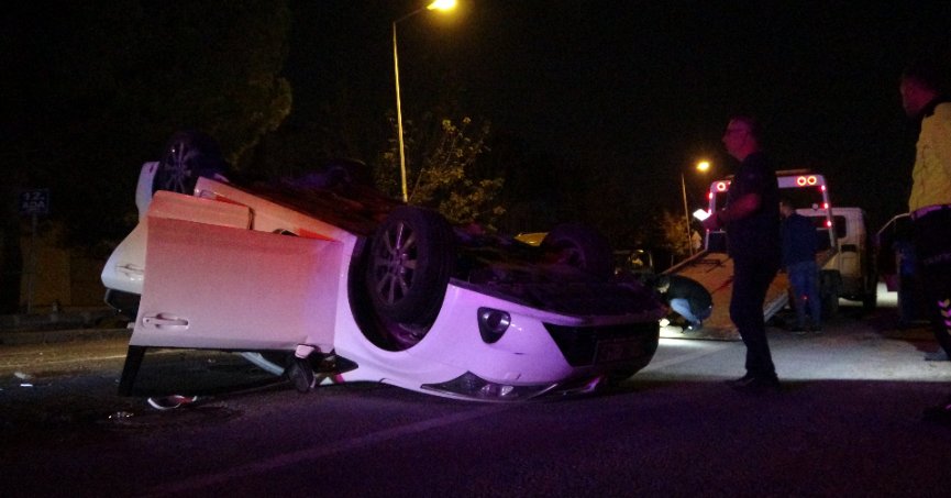 Kaza geçiren eşinin yanına giderken kaza yaptı