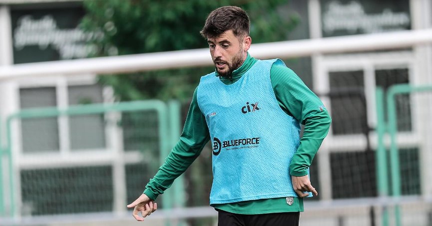 Futbolcular hırs küpü