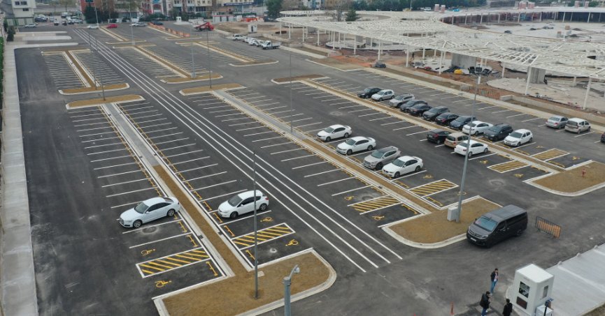 Milli İrade Meydanı otoparkı hizmete açıldı