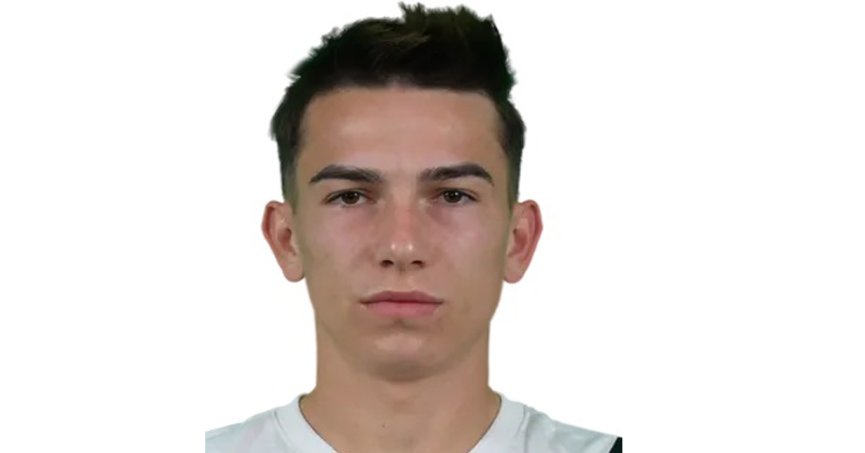 Furkan Gedik klasını gösterdi 