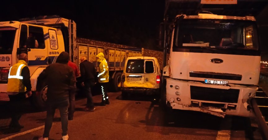 TEM’de 18 araçlık zincirleme kaza: 4 yaralı