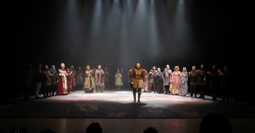 Kılıçarslan, Denizli’de ayakta alkışlandı