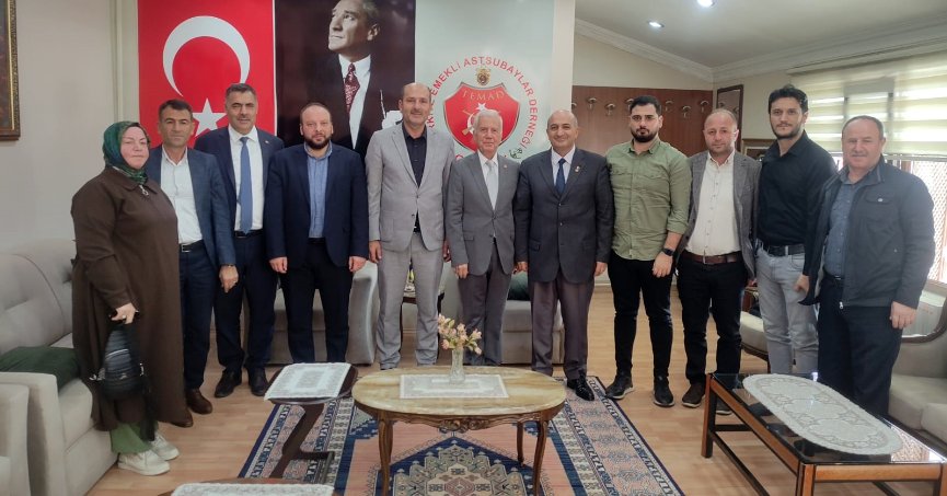 AK Parti Gölcük, ziyaretlerini sürdürüyor