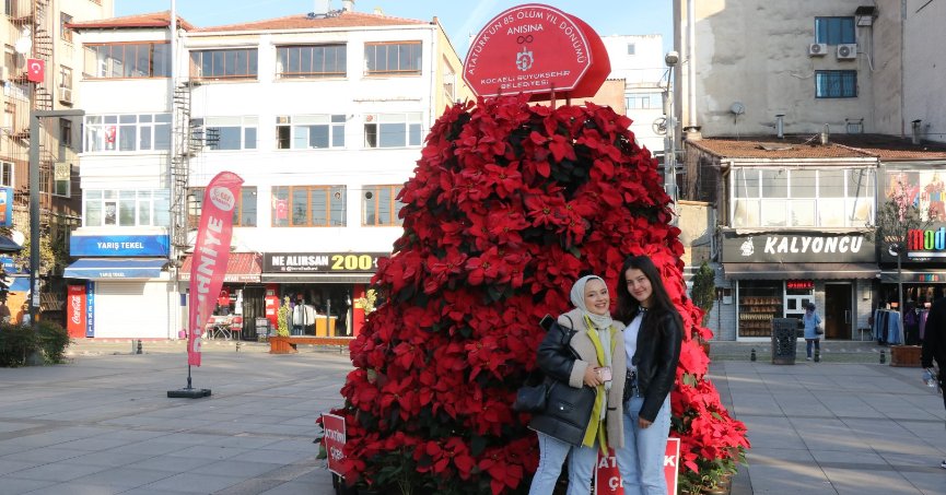 85.yılda bin 85 Atatürk çiçeği