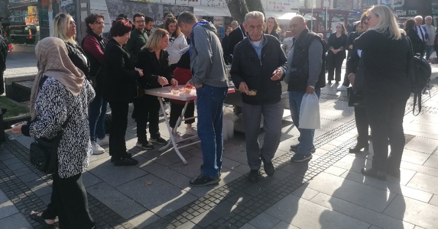 CHP’den, Atatürk için lokma ikramı