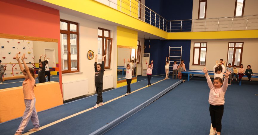 Kış spor okulları kayıtları devam ediyor