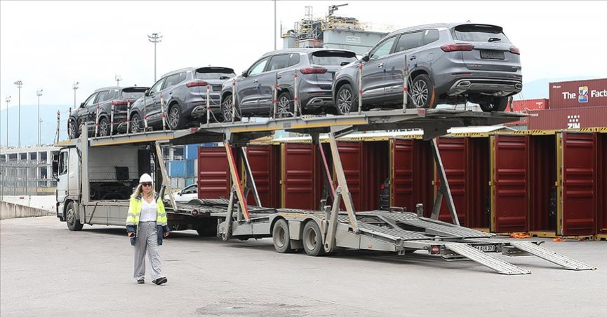 Çekici ihracatında yıl bitmeden rekor geldi