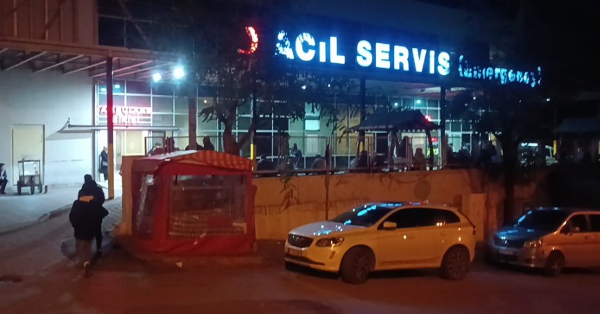 Omzuna yorgun mermi isabet etti