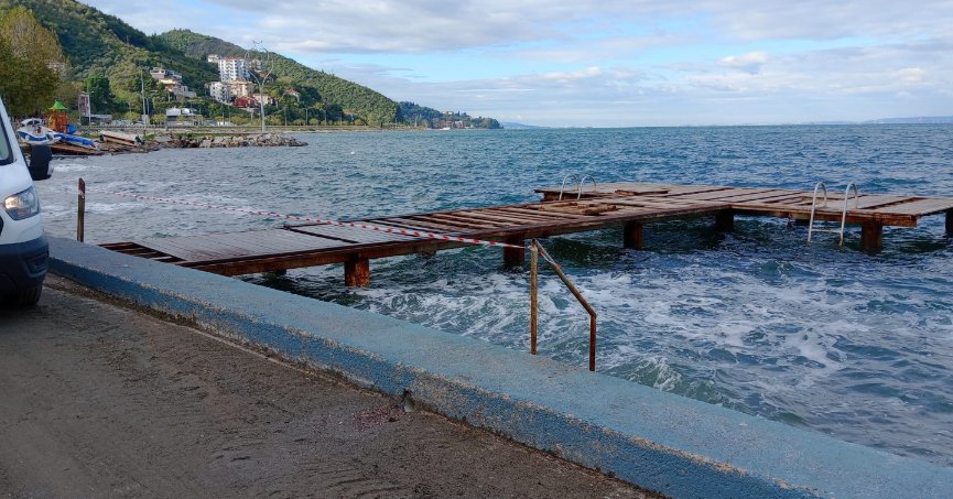 Büyükşehir’den soğuk ve yağışlı havada 7/24 mesai