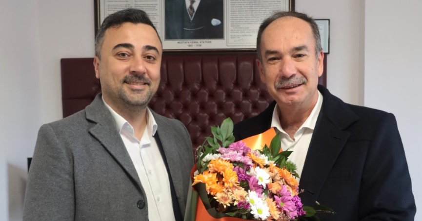 Büyükşehir’den öğretmen emeklisi muhtarlara ziyaret