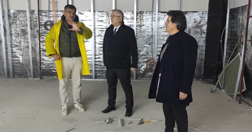 Pehlevan, hastane inşaatını inceledi