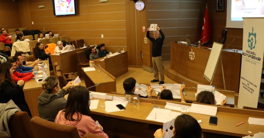 Büyükşehir personeline etkili iletişim eğitimi