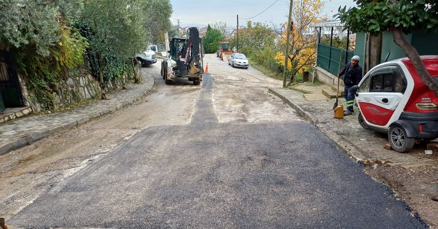Asfalt yama çalışmaları ile yolların konforu arttı