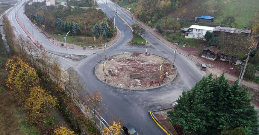 Yeni dönel kavşakla trafiğe düzen geldi