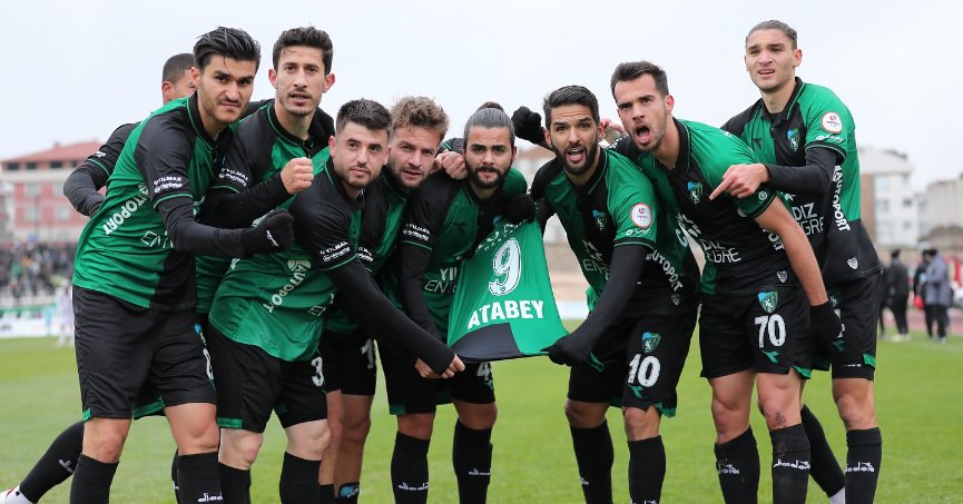 Galibiyeti Atabey’e armağan ettiler 