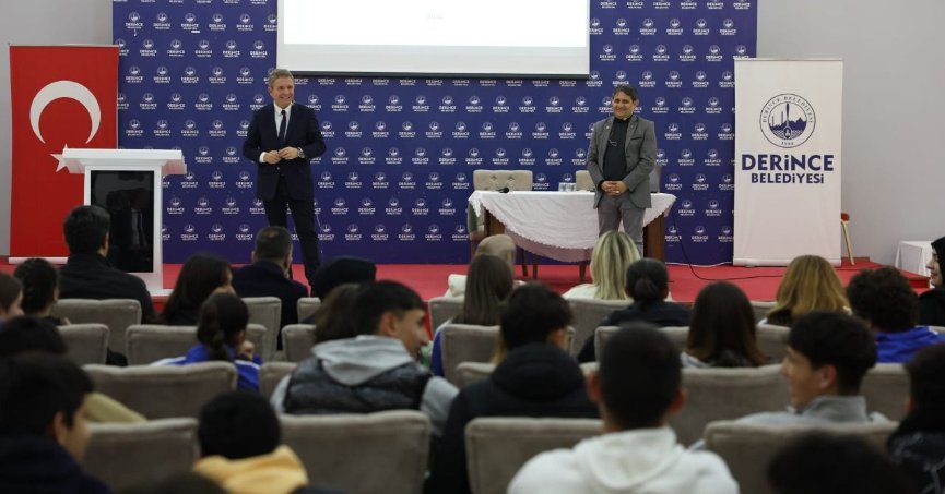 Erdoğan Arıkan ,Derince’de gençlerle buluştu