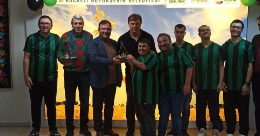 Sağlam'dan özel taraftarlarımıza ziyaret