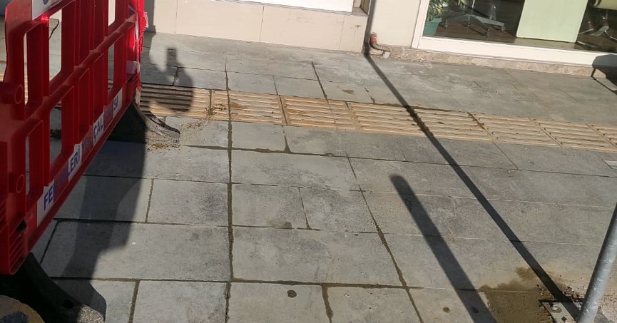 Kaldırımdaki eksiklik giderildi