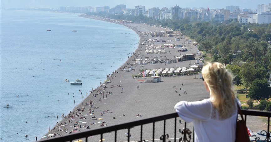 ‘Türkiye turizmi yüzde 15’lik büyümeyle yılı kapatacak’